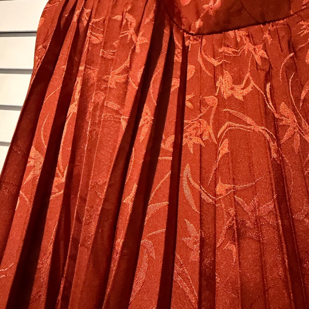 Lulu's Terracotta Pleated Midi Dress - Picture 2 of 5